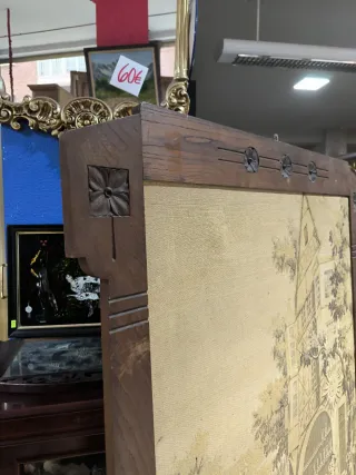 Par de tapices antiguos con marco