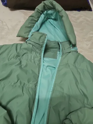 Chaqueta de invierno verde y turquesa