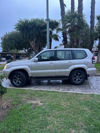 Toyota Land Cruiser nacional