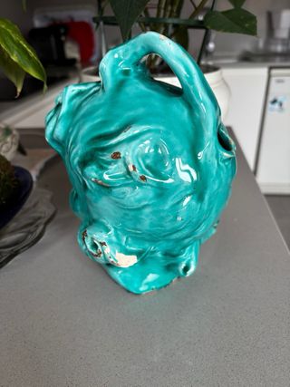 Botijo antiguo busto niño azul