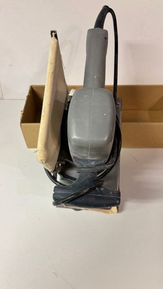 lijadora orbital de hoja  marca Wickes