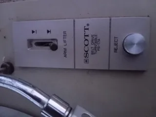 Tocadiscos Scott Beige/Plata