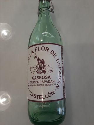 Botella antigua gaseosa.