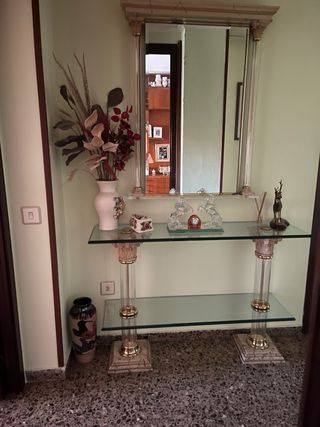 Recibidor de cristal y metal dorado