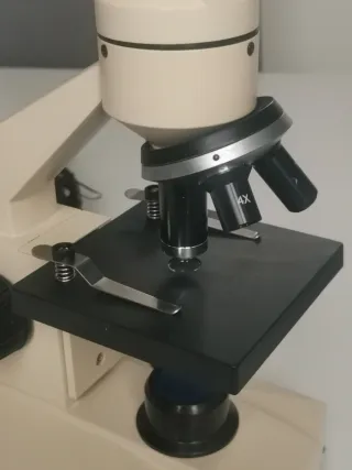 Microscopio Biológico TVM