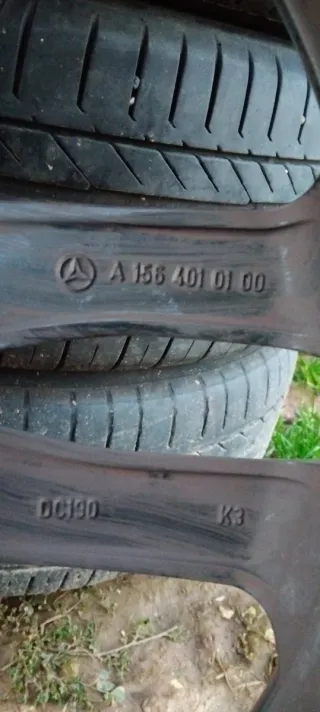 Llantas Mercedes 18