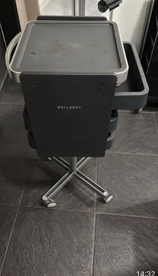 Carrito peluquería Wella Color Station