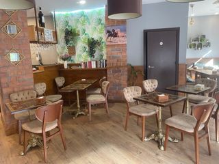 MAGNIFICA CAFET PANADERIA ESQUINERA CON TERRAZA