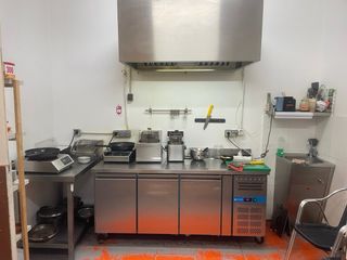 MAGNIFICA CAFET PANADERIA ESQUINERA CON TERRAZA