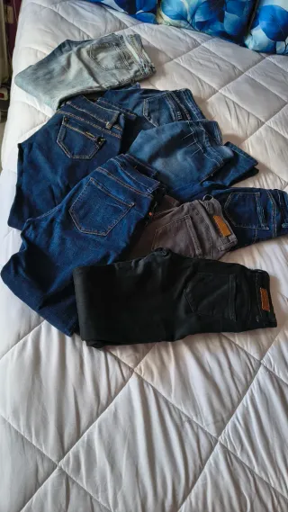 8 Vaqueros Pitillo Elásticos Talla xs..todos 15€
