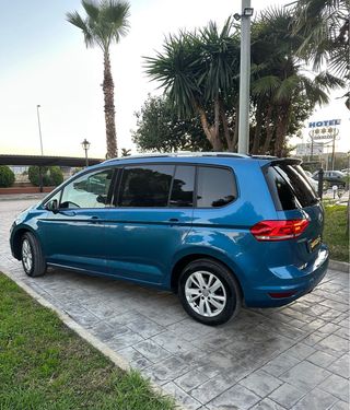 Volkswagen Touran 2020 7 plazas
