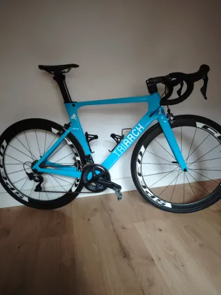 Bicicleta de carretera ridley carbono .