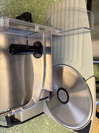 Cortadora de fiambres Sogo 929