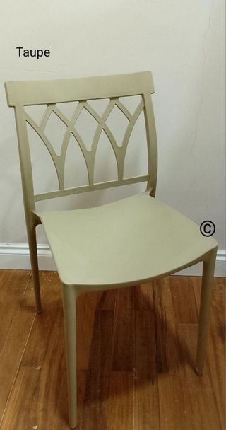 Sedia in polipropilene vari colori