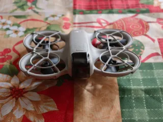 DJI NEO Fly More Combo Drone