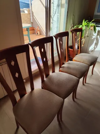 Juego de 4sillas de comedor