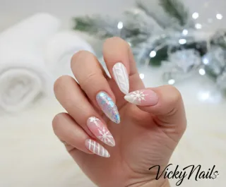 Manicura Profesional VickyNails.