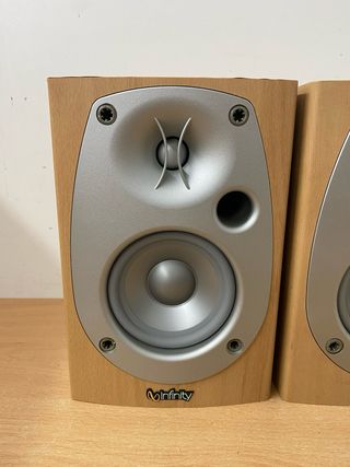 Altavoces Infinity Beta HCS