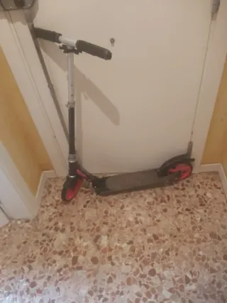 Patinete Oxelo Negro y Rosa