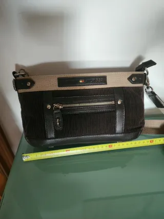 Bolso Tommy Hilfiger Negro y Beige