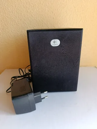 Altavoces Logitech Negros