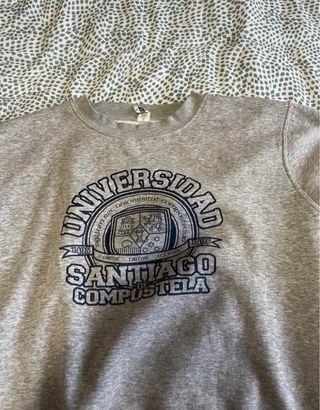 Sudadera Gris Universidad Santiago