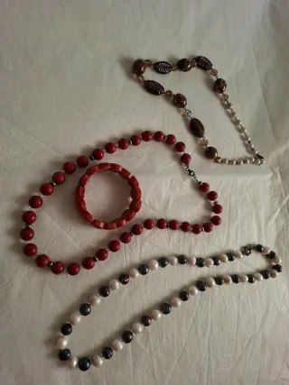 Conjunto Bisutería Collares y Pulsera