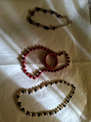 Conjunto Bisutería Collares y Pulsera