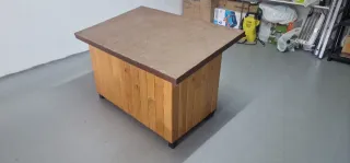 Caseta de madera para perros