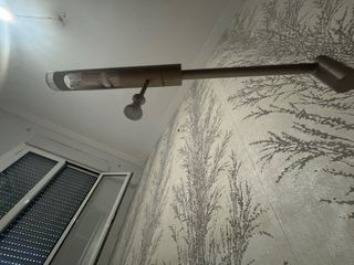 Due lampade da lettura moderne