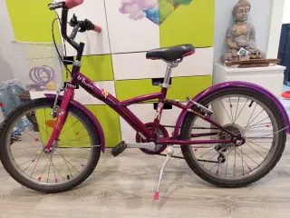 Bicicleta Niña Morada con Cesta