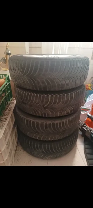 4 Neumáticos R15 Volkswagen