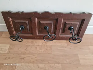 Perchero Vintage Madera y Metal,medidas..55x20