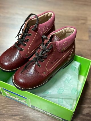 Zapatos Mendivil niño cuero marrones talla 30
