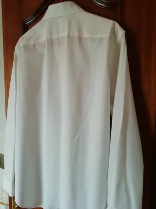 Camisa blanca bordada mujer
