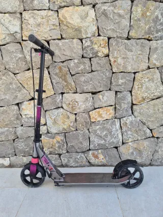 Se venden 4 patinetes Oxelo (2 niños y 2 adultos)
