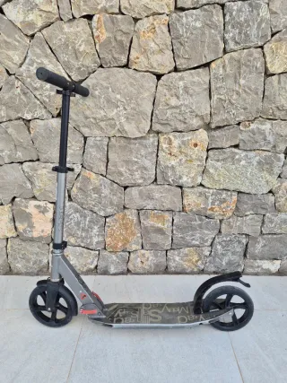 Se venden 4 patinetes Oxelo (2 niños y 2 adultos)