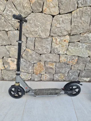 Se venden 4 patinetes Oxelo (2 niños y 2 adultos)