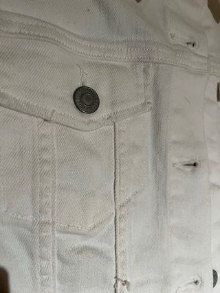 Cazadora Levi's Blanca
