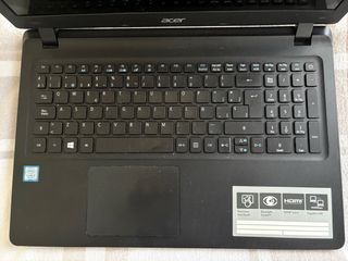 Ordenador portátil Acer negro Aspire ES1-572