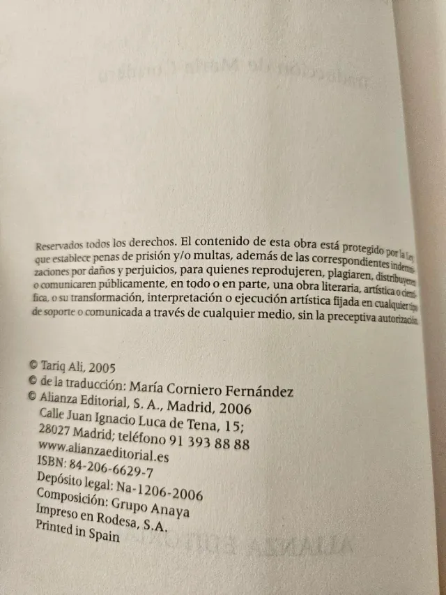 A la sombra del granado - Ali Tariq