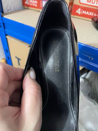 Tacchi neri con tacco a YSL