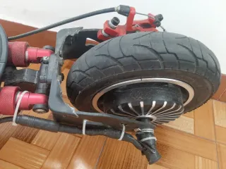 Patinete eléctrico ICe Q3 de 600W color Negro