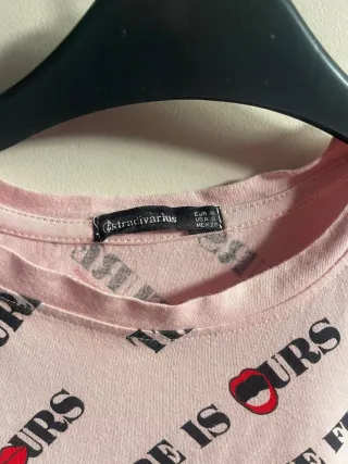 Camiseta Stradivarius The Future Is Ours Talla S