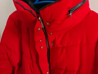 Parka Roja