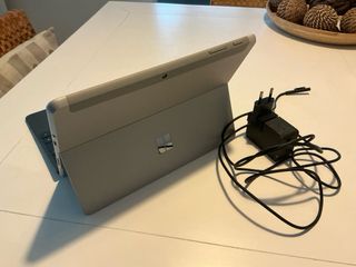 Microsoft Surface Go 2