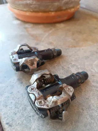 Pedales Shimano M520 SPD.