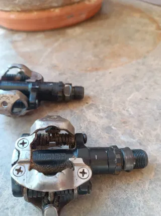 Pedales Shimano M520 SPD.