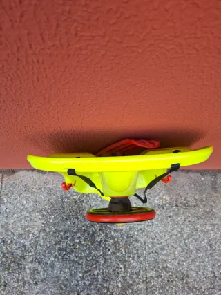 Trineo de nieve infantil con volante