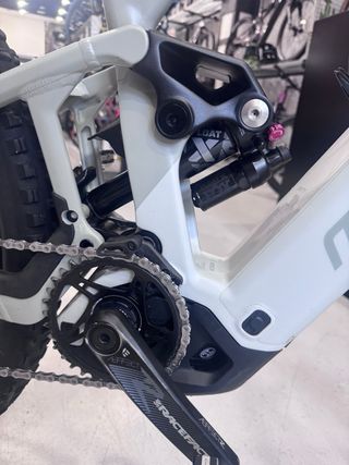 Mondraker Crafty Carbon R 2025